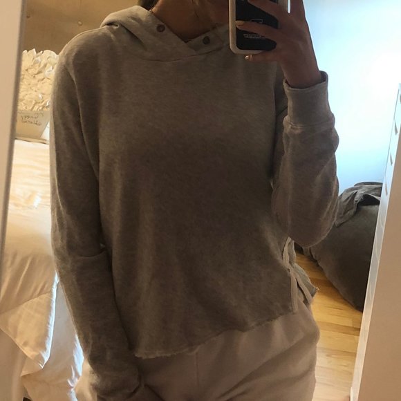 Abercrombie Cropped Sweatshirt - Picture 4 of 6